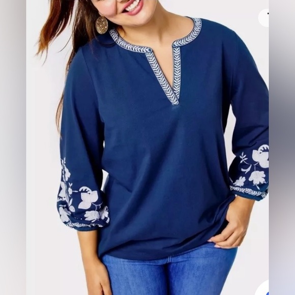 LILLY PULITZER
KACIA KNIT TUNIC
OYSTER BAY NAVY
SIZE: L BNWT - Picture 3 of 8